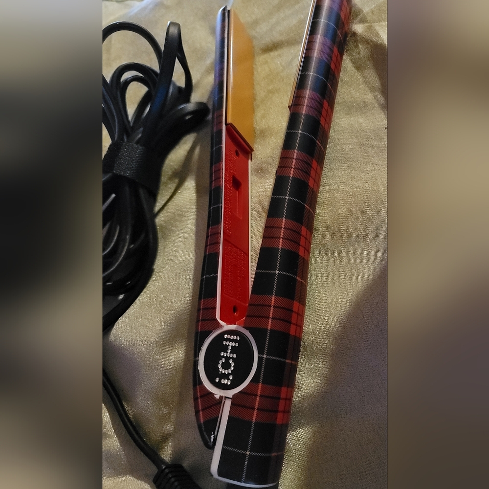 Limited Edition i.Chi Preppy Red Plaid With Original Case - Picture 6 of 16